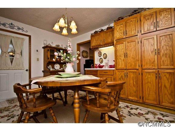 8 Crooked Creek Dr - Photo 7