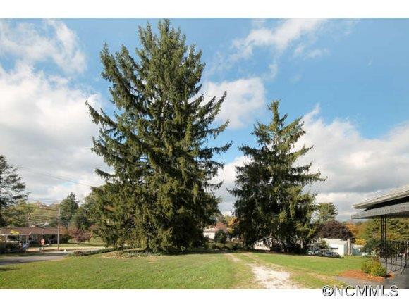 295 Shelburne Road - Photo 2