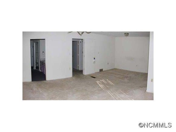 4445 Pigeon Street - Photo 11