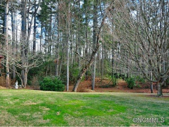 37 TWO TREE DRIVE - Photo 2