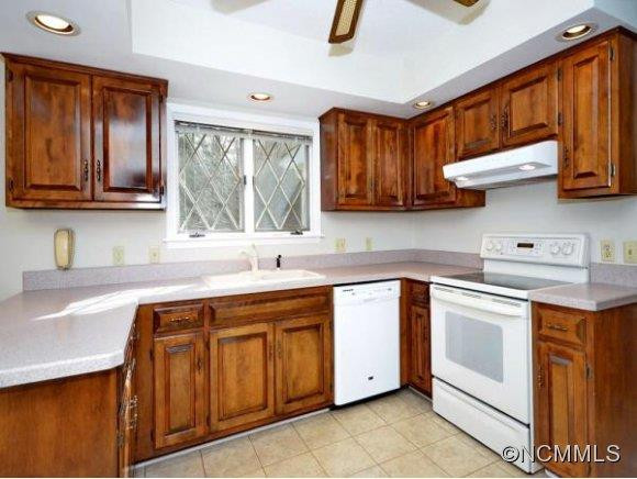 37 TWO TREE DRIVE - Photo 8