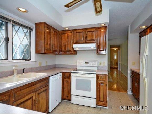 37 TWO TREE DRIVE - Photo 9