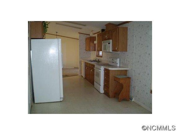 4 Kenland Road - Photo 3