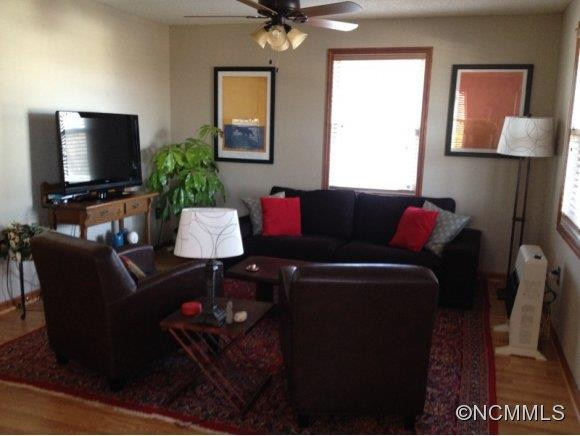 6 McTindal Circle - Photo 5