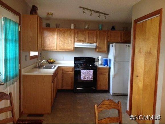 6 McTindal Circle - Photo 7