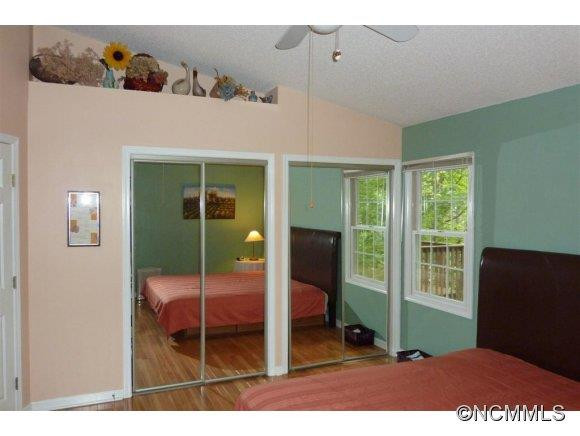28 Foxberry Drive - Photo 12