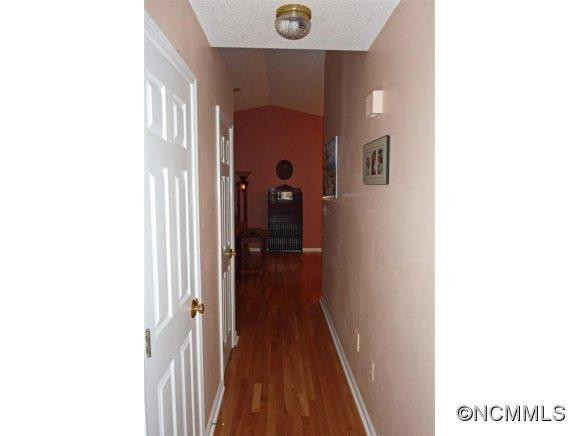 28 Foxberry Drive - Photo 13