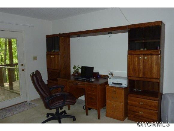 28 Foxberry Drive - Photo 16