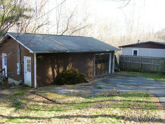 231 Highlands Loop - Photo 3