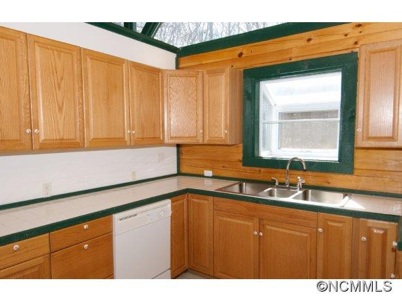 196 Friar Tuck Lane - Photo 13