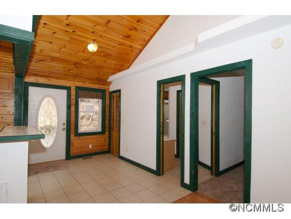 196 Friar Tuck Lane - Photo 14