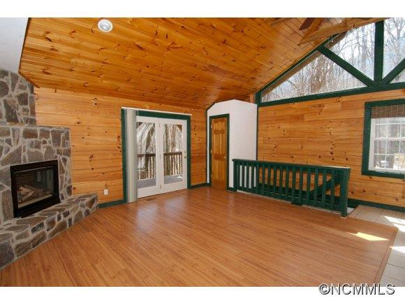 196 Friar Tuck Lane - Photo 9