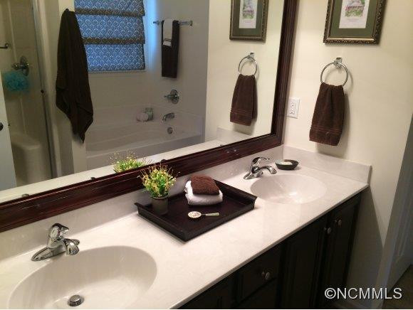 26 Daphne Drive - Photo 10