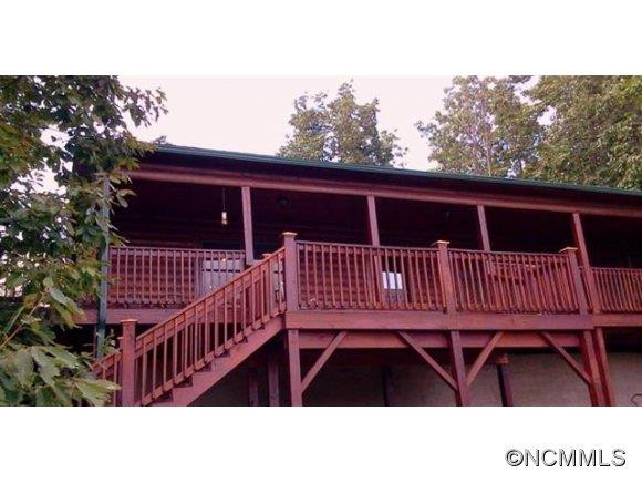 540 Woodgate Drive - Photo 2