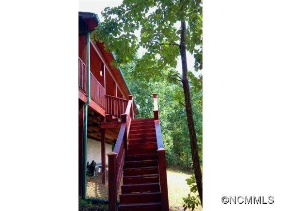 540 Woodgate Drive - Photo 3