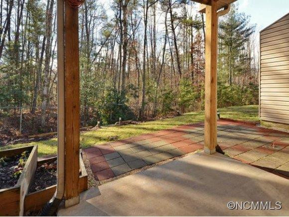 58 Aberdeen Drive - Photo 2