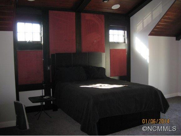 64 Summit Hill Road - Photo 11