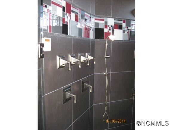 64 Summit Hill Road - Photo 15