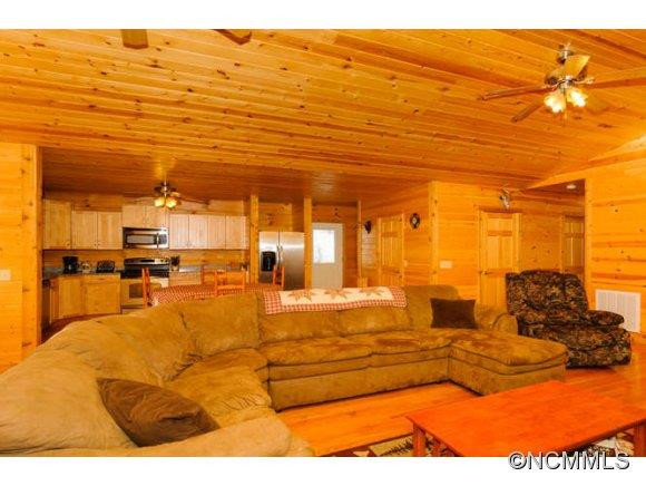 124 Pikes Peak Drive - Photo 4