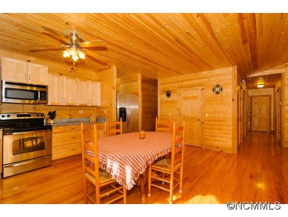 124 Pikes Peak Drive - Photo 8