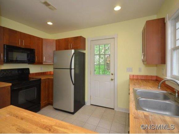15 NORTON DR - Photo 7