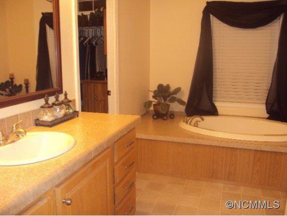 23 Trent Drive - Photo 8