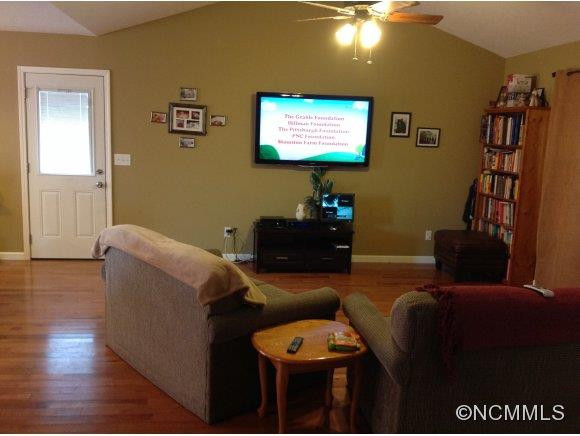 8 Makay Drive - Photo 10