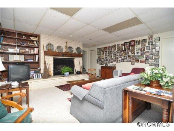 77 Chestnut Lane - Photo 19