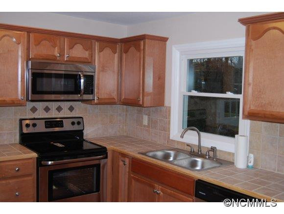 309 Ash Street - Photo 2
