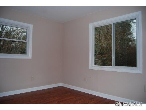 309 Ash Street - Photo 9