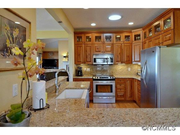 1001 Stone Drive - Photo 4