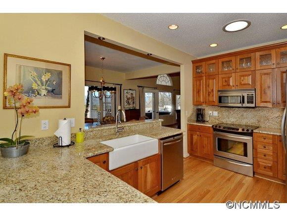 1001 Stone Drive - Photo 5