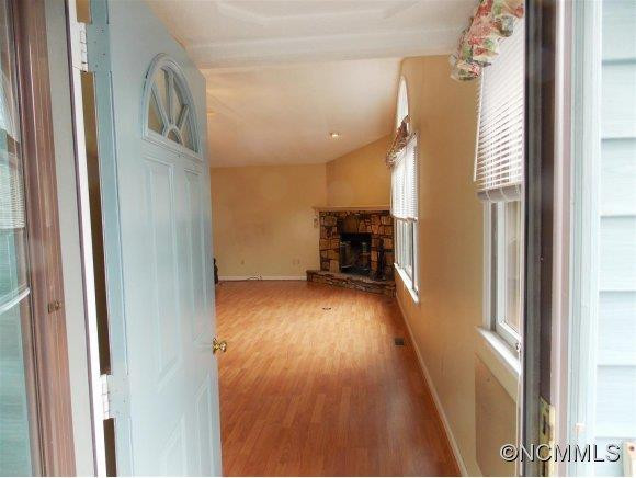 511 Kanasgowa Drive - Photo 2