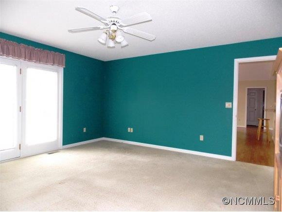 511 Kanasgowa Drive - Photo 10