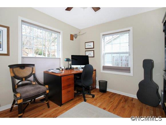 2 Bassett Road - Photo 11