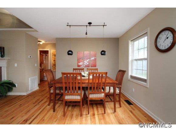 2 Bassett Road - Photo 6