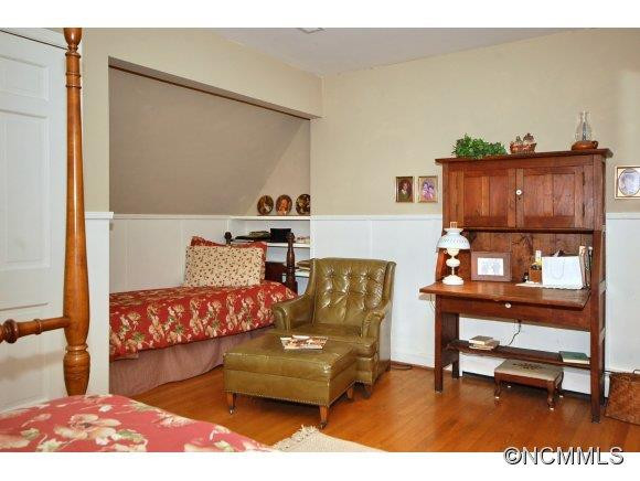 445 Kimberly Avenue - Photo 11