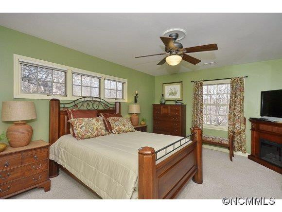 201 Waynewood Drive - Photo 13