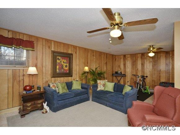 201 Waynewood Drive - Photo 18
