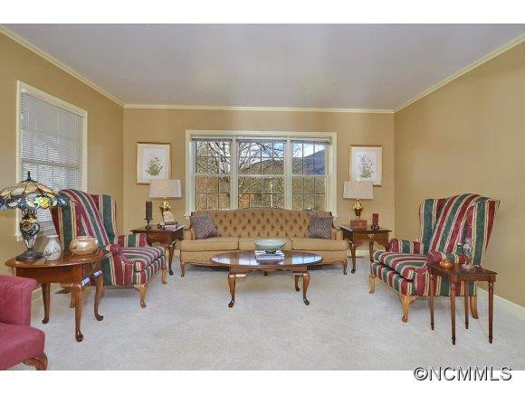 201 Waynewood Drive - Photo 4