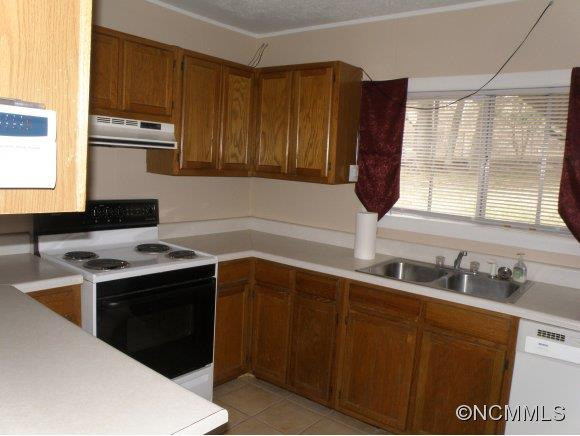 1142 Charlotte Hwy - Photo 15
