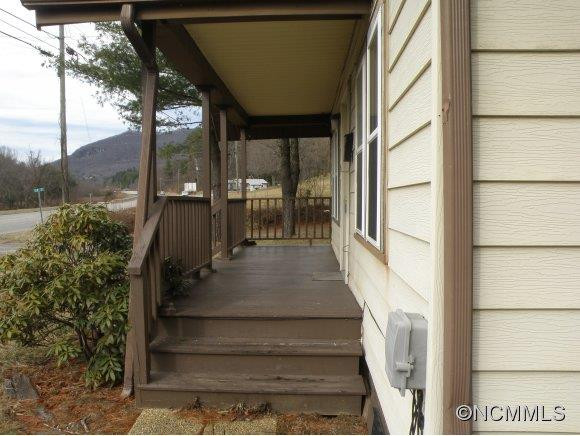 1142 Charlotte Hwy - Photo 4