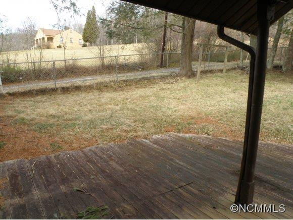 1142 Charlotte Hwy - Photo 7