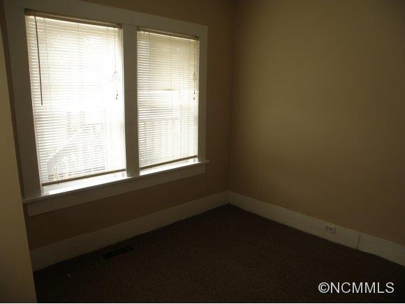 1142 Charlotte Hwy - Photo 9