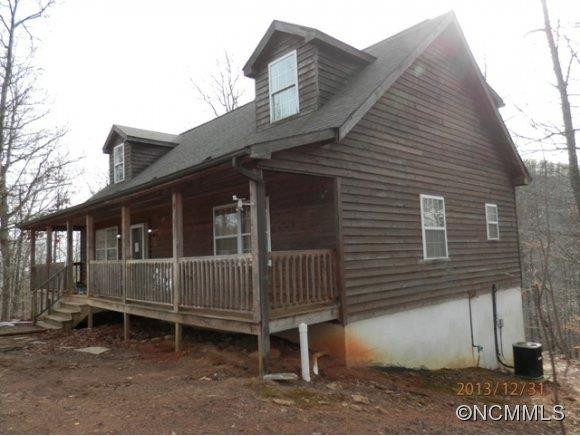 3633 Howard Gap Road - Photo 4