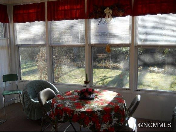 33 Resada Drive - Photo 11