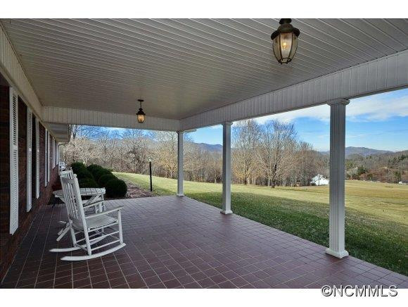 395 Hugh Massie Road - Photo 2