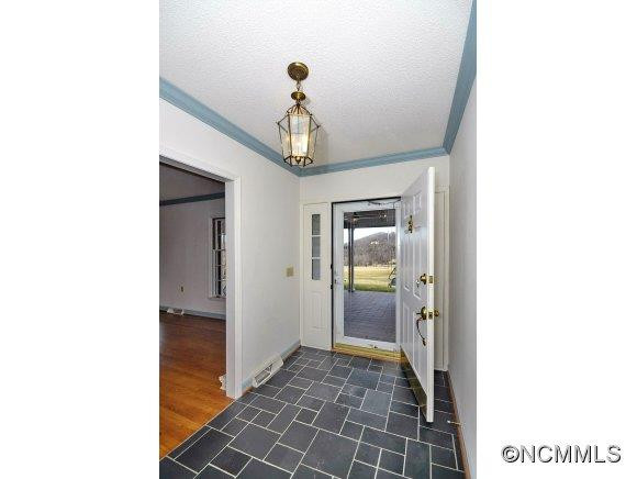 395 Hugh Massie Road - Photo 6