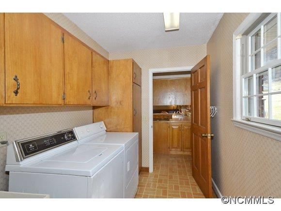 395 Hugh Massie Road - Photo 9
