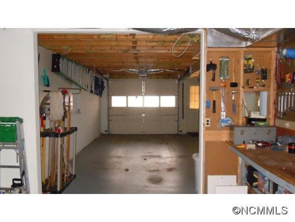 120 Haywood Knolls Drive - Photo 16